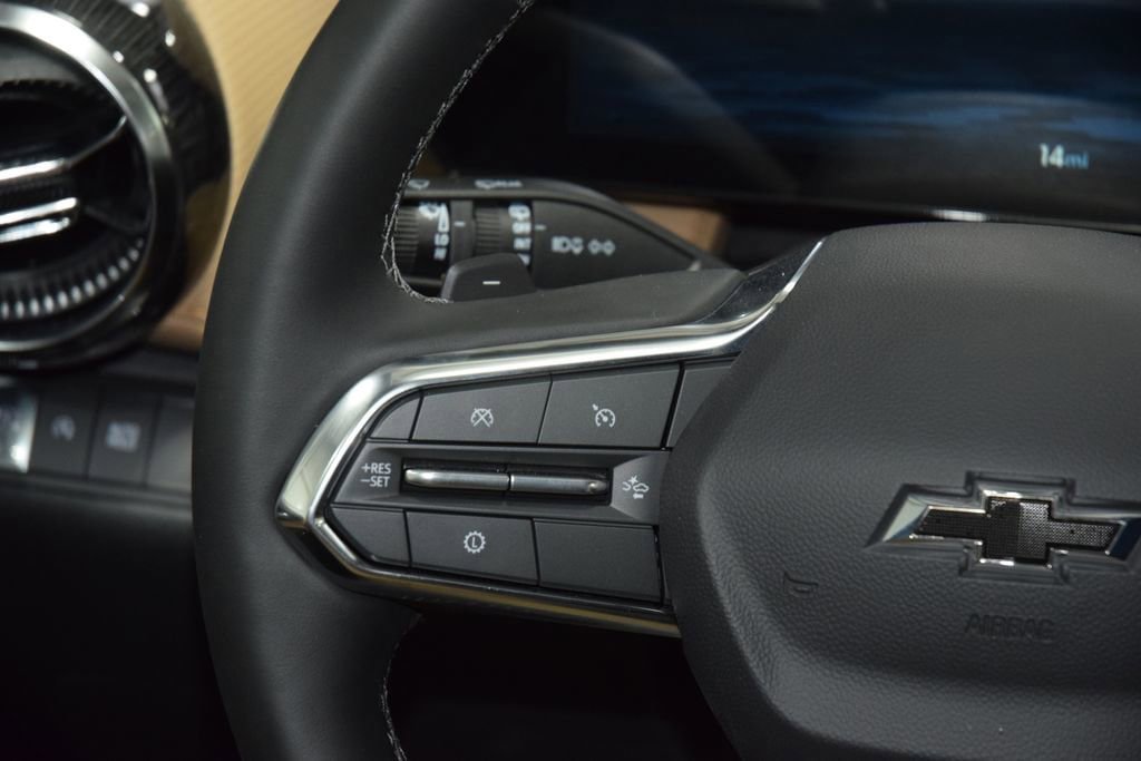 New 2026 Chevrolet Equinox ACTIV FWD image 39