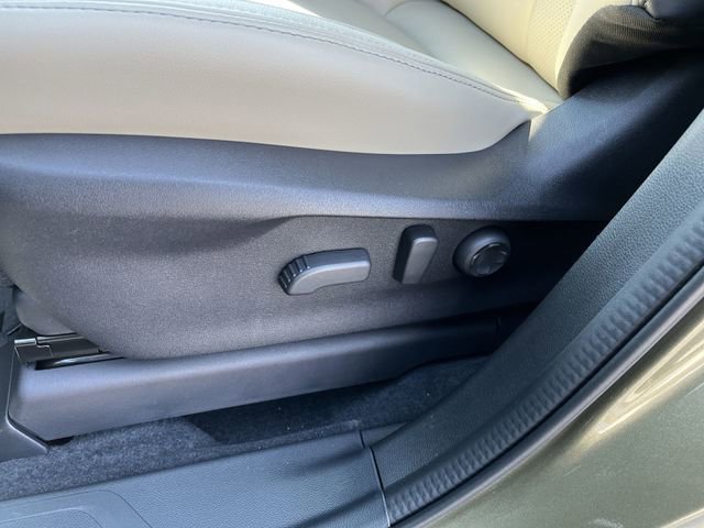 New 2026 Subaru Ascent Limited AWD/4WD image 16