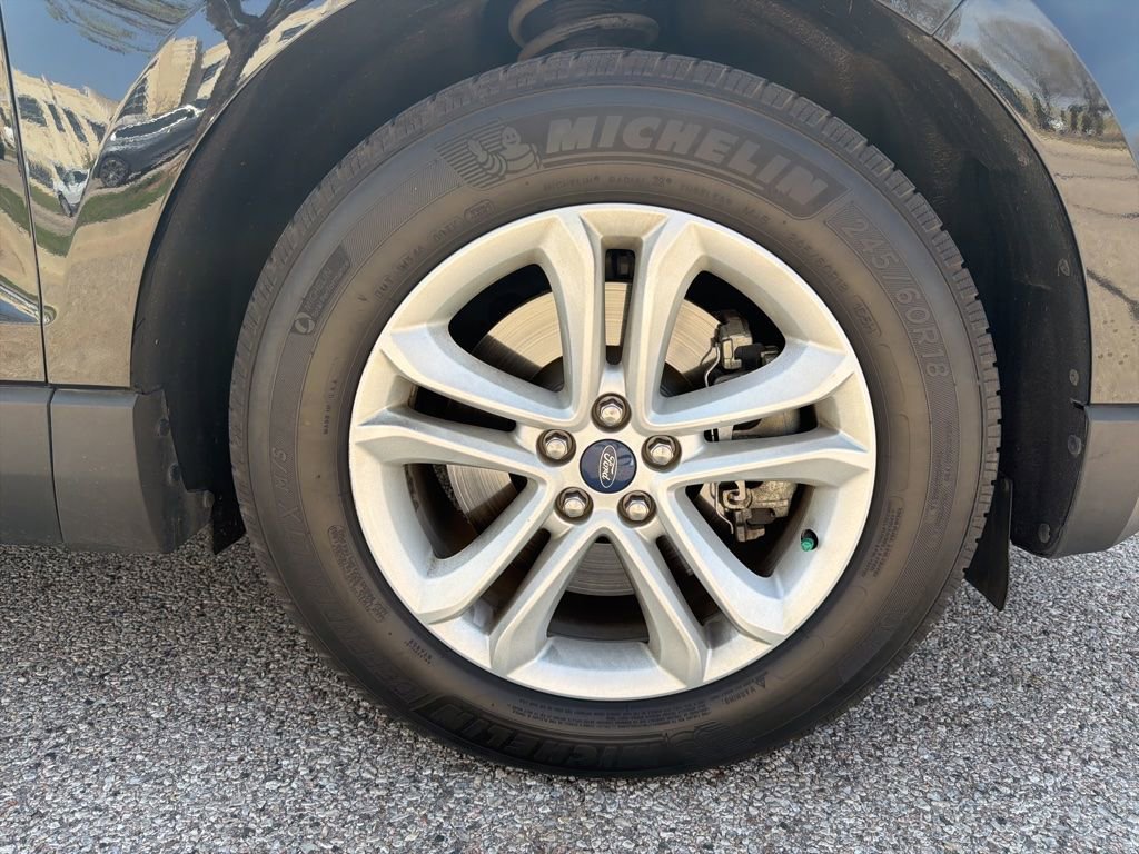 Used 2020 Ford Edge SEL w/ Convenience Package image 9