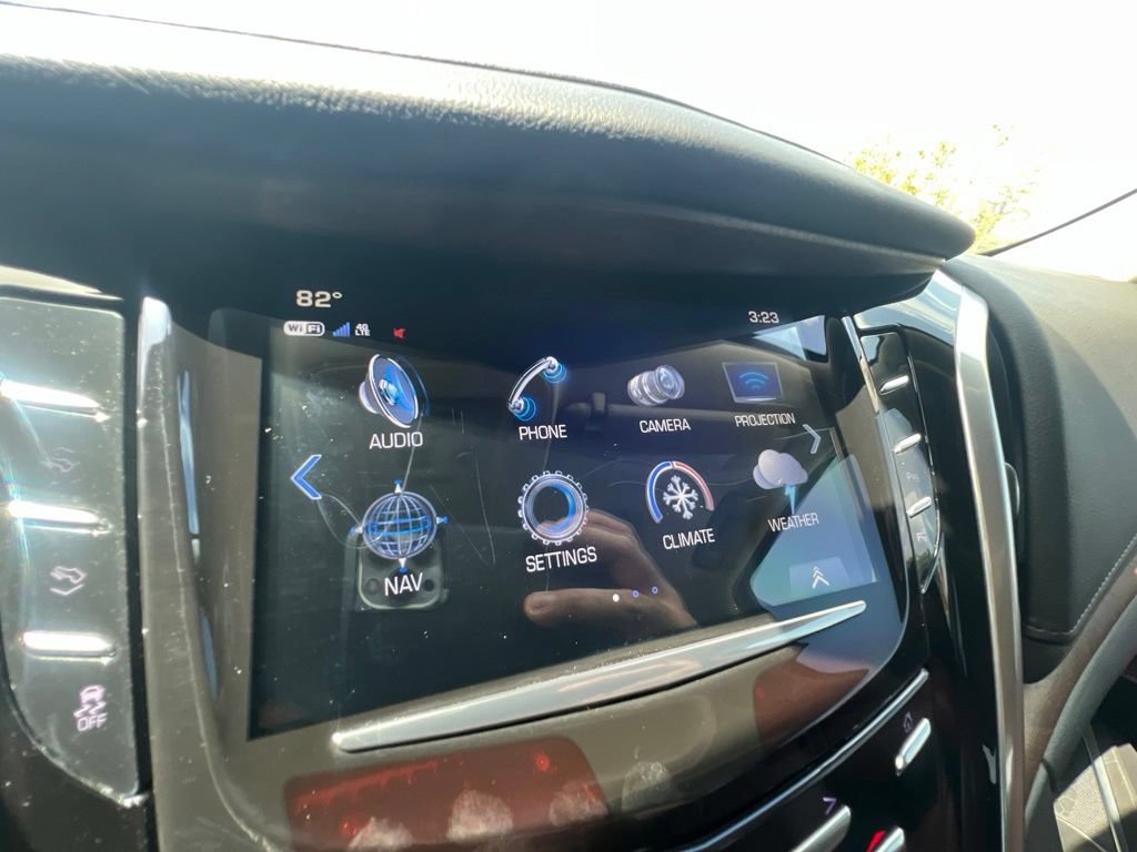 Used 2020 Cadillac Escalade Premium Luxury w/ LPO, Radiant Package RWD image 49