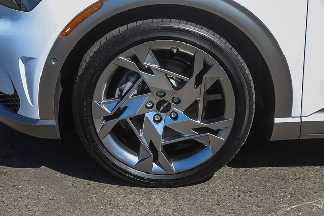 Used 2023 Genesis GV60 Performance image 11