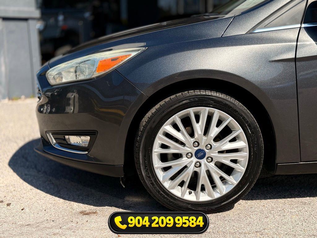 Used 2017 Ford Focus Titanium image 10