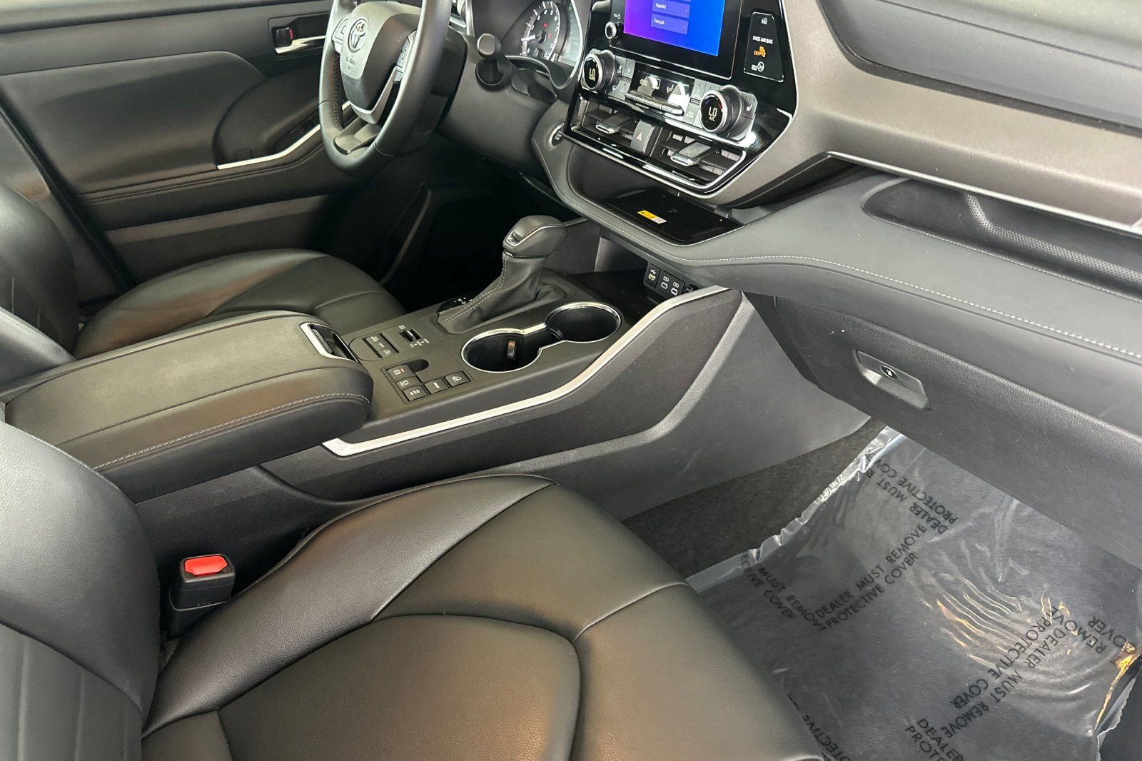 Certified 2024 Toyota Highlander XLE image 20