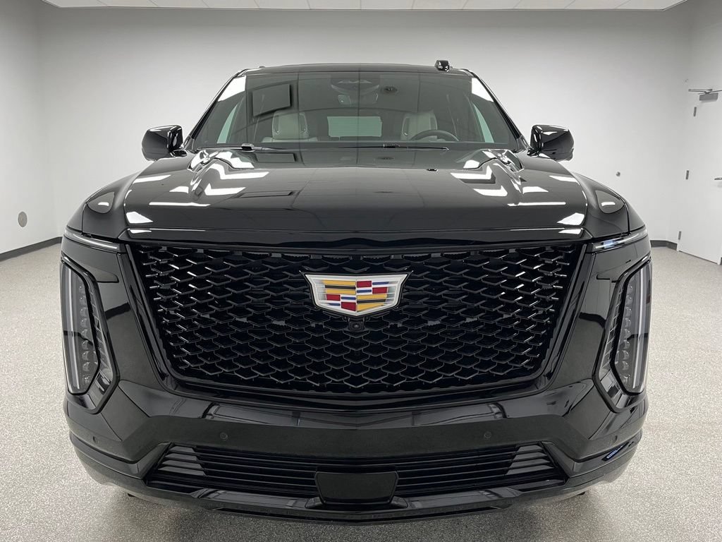 Used 2026 Cadillac Escalade Sport AWD/4WD image 3