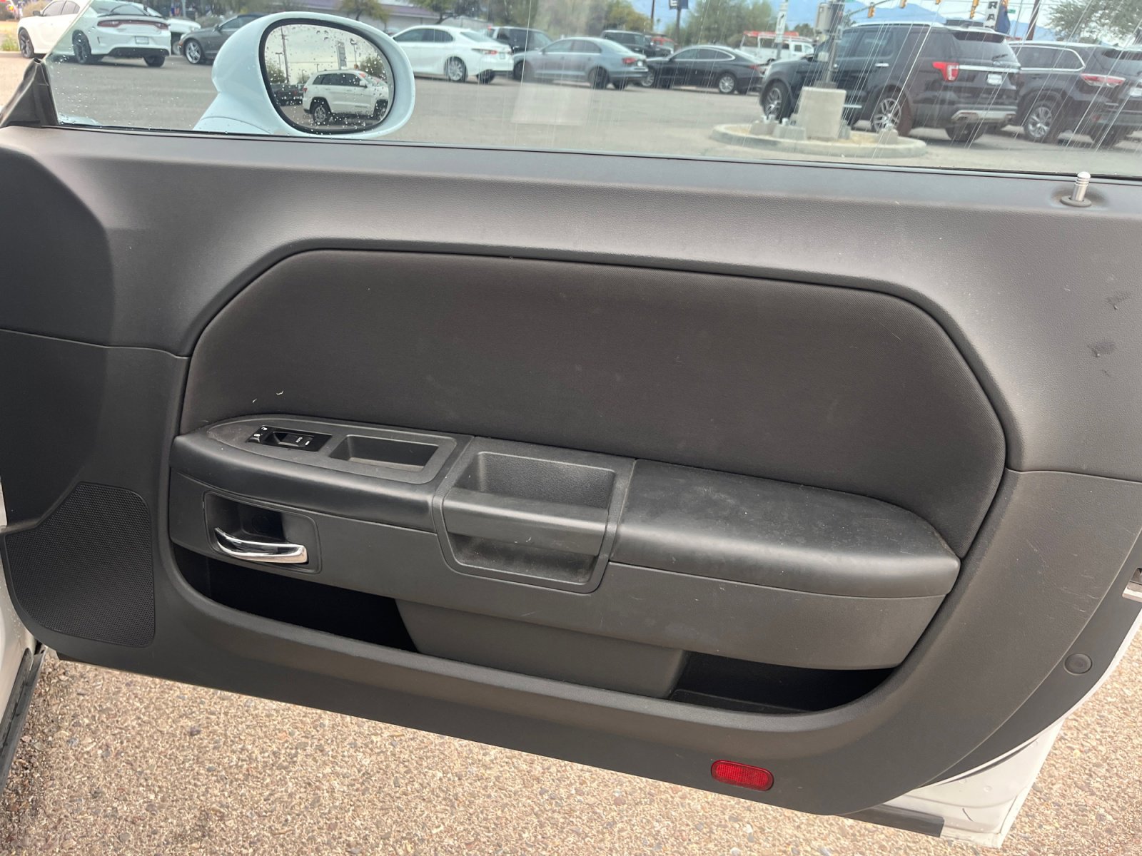 Used 2010 Dodge Challenger SE image 18