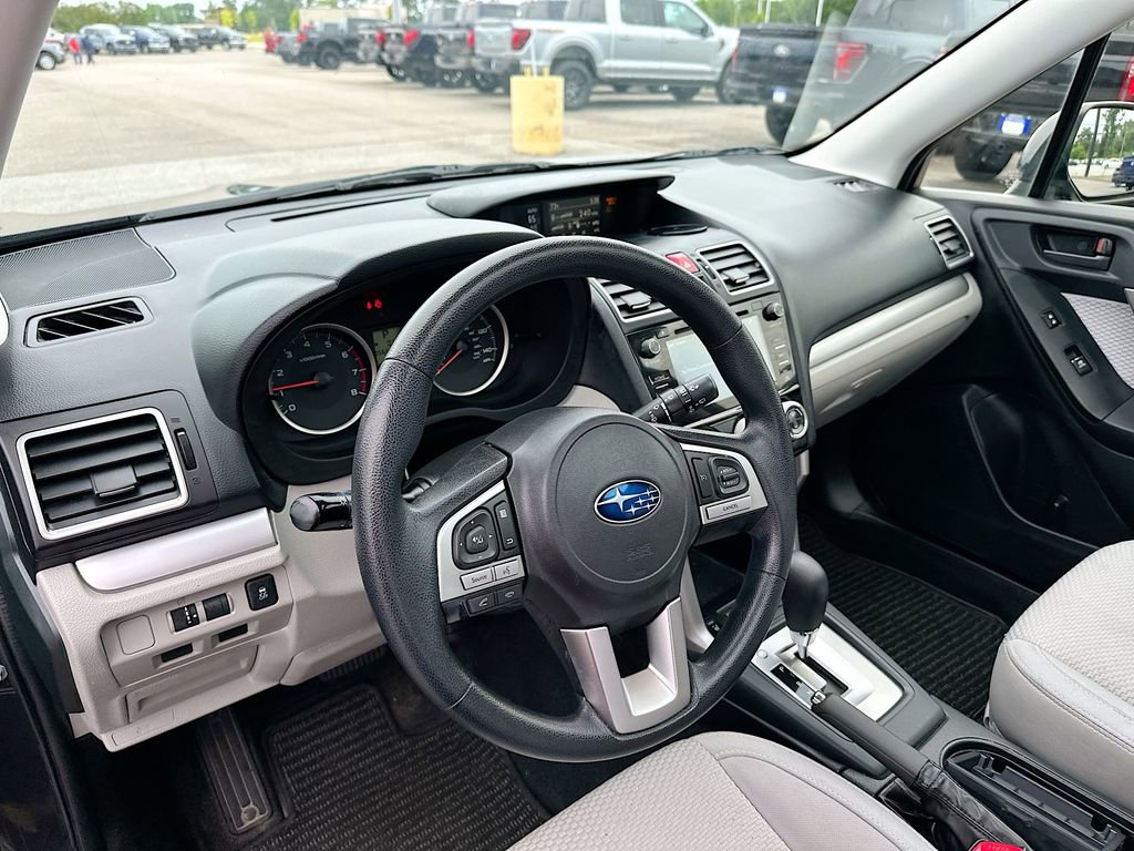 Used 2017 Subaru Forester 2.5i Premium w/ All-Weather Package AWD/4WD image 10