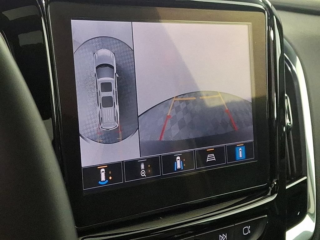 Used 2023 Chevrolet Traverse RS w/ LPO, Floor Liner Package AWD/4WD image 4
