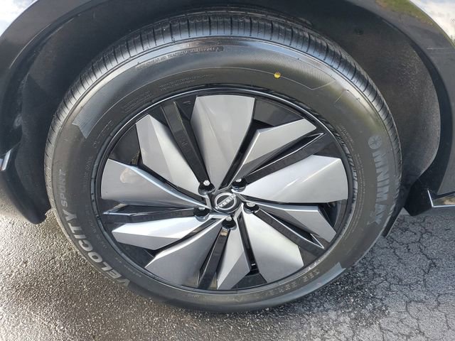 Used 2023 Nissan Ariya AWD/4WD image 5