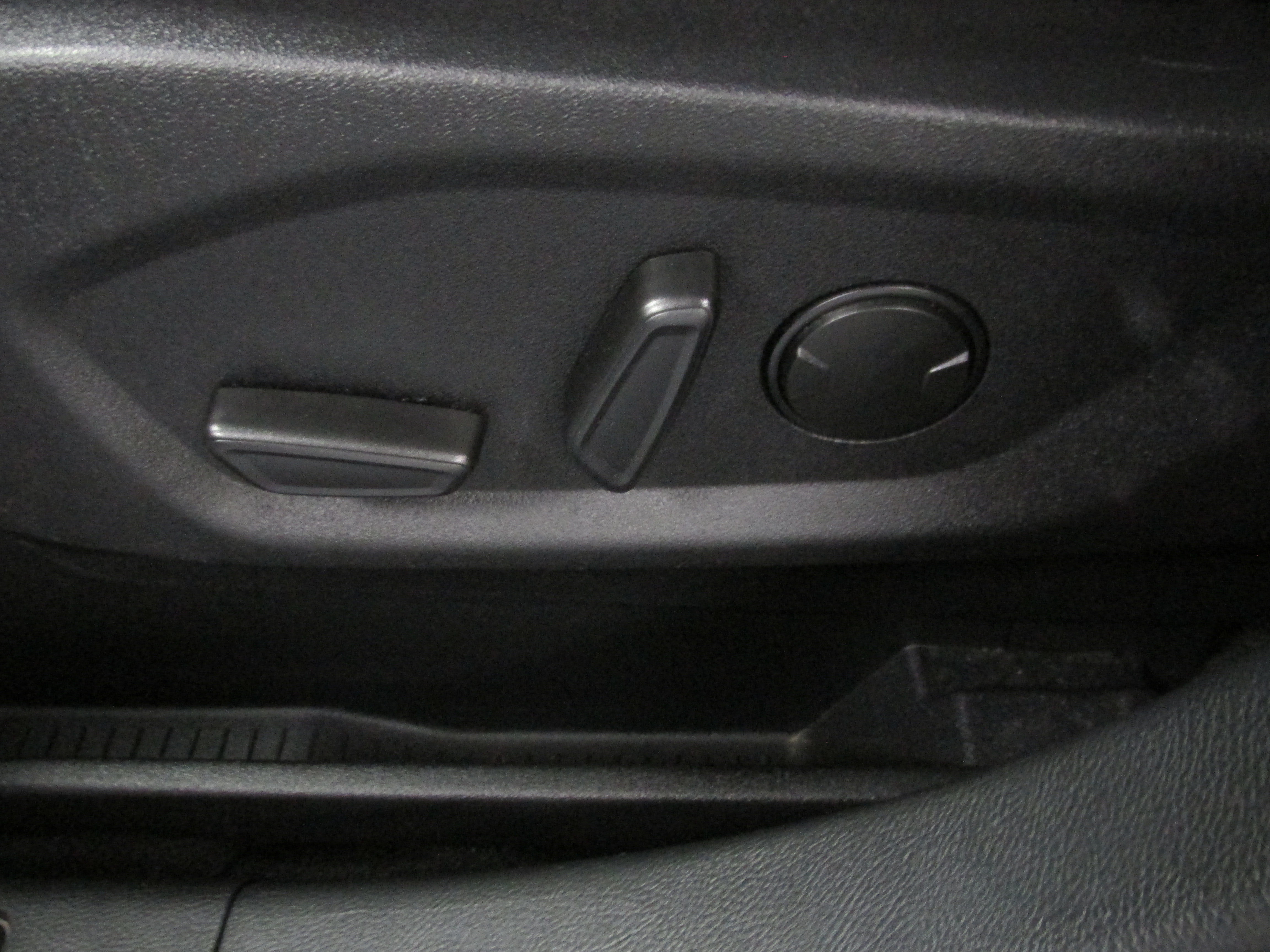 Used 2024 Ford Edge SEL AWD/4WD image 28