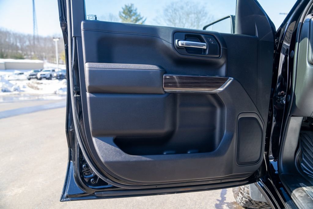 Used 2022 Chevrolet Silverado 1500 LT Trail Boss w/ Bed Protection Package image 19