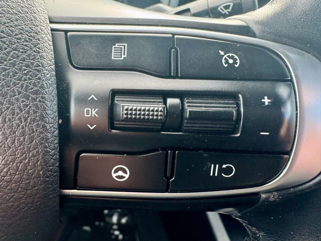 Used 2022 Kia K5 GT-Line image 16