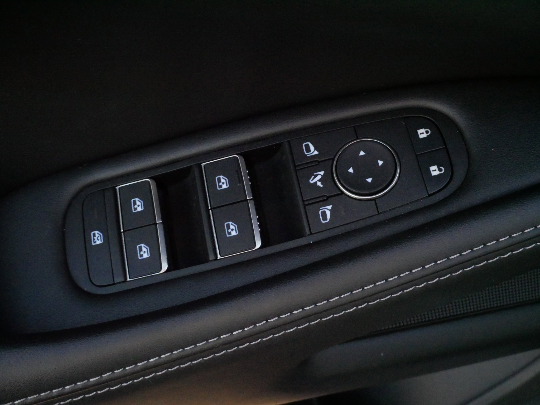 Used 2022 INFINITI QX60 Luxe image 19