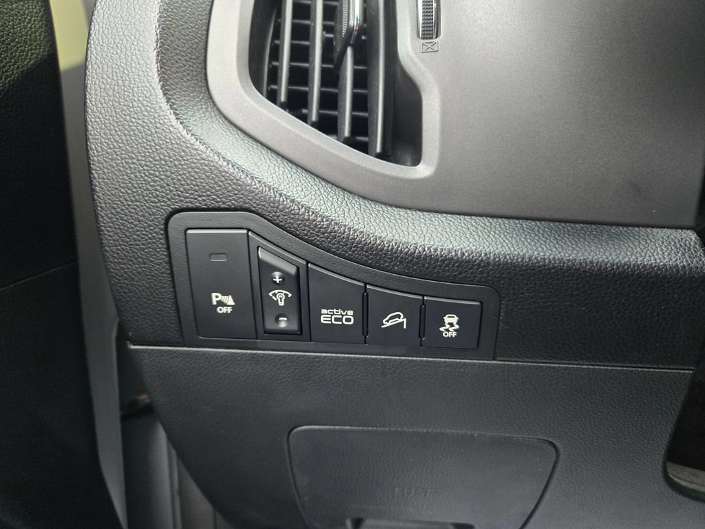 Used 2013 Kia Sportage SX w/ SX Premium Pkg FWD image 16