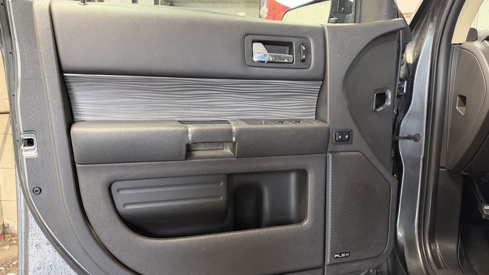 Used 2019 Ford Flex SEL w/ Equipment Group 202A image 11