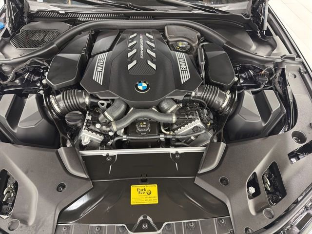 Certified 2023 BMW M550i xDrive w/ Executive Package AWD/4WD image 43