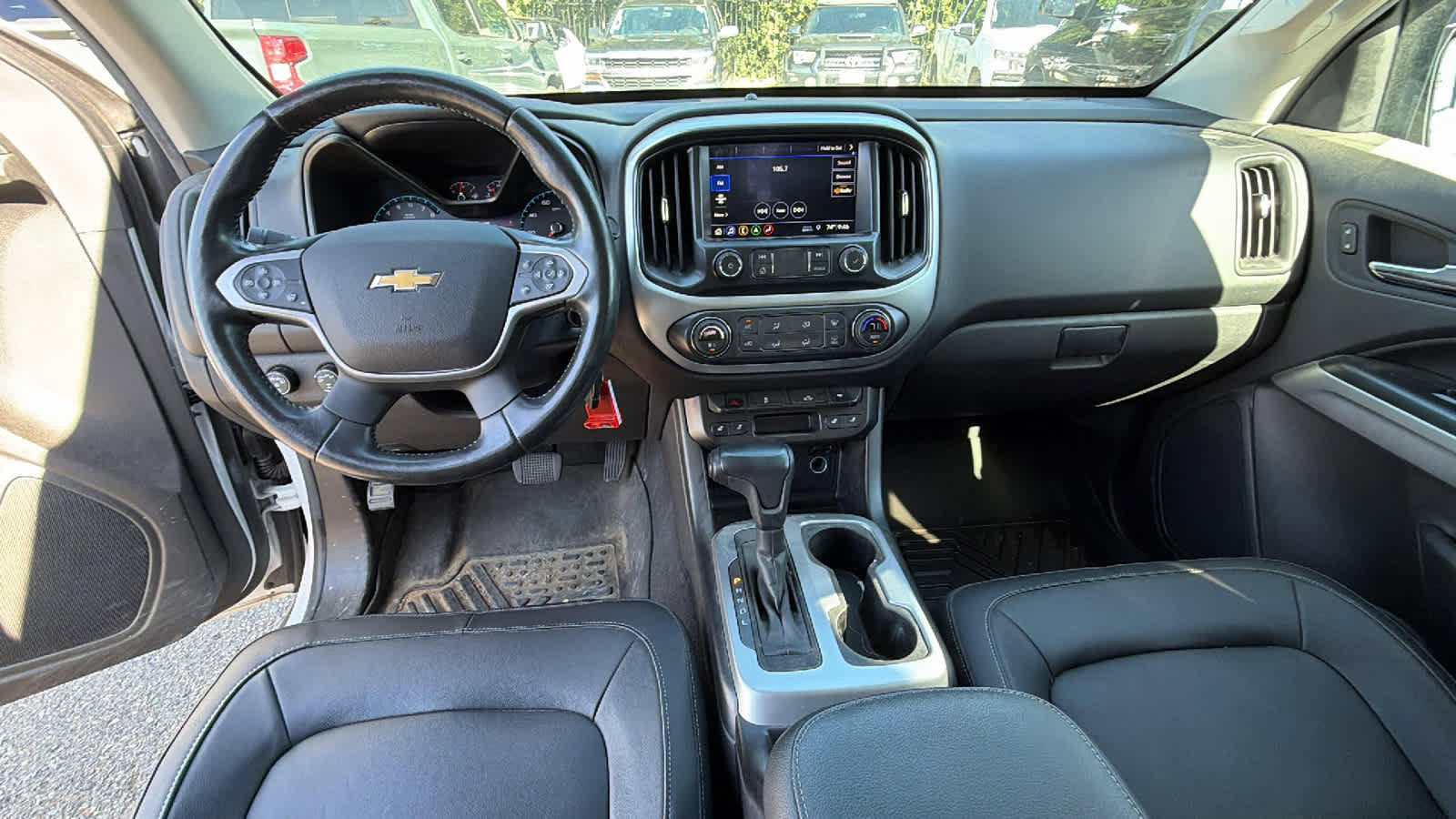 Used 2021 Chevrolet Colorado LT w/ LT Convenience Package AWD/4WD image 18