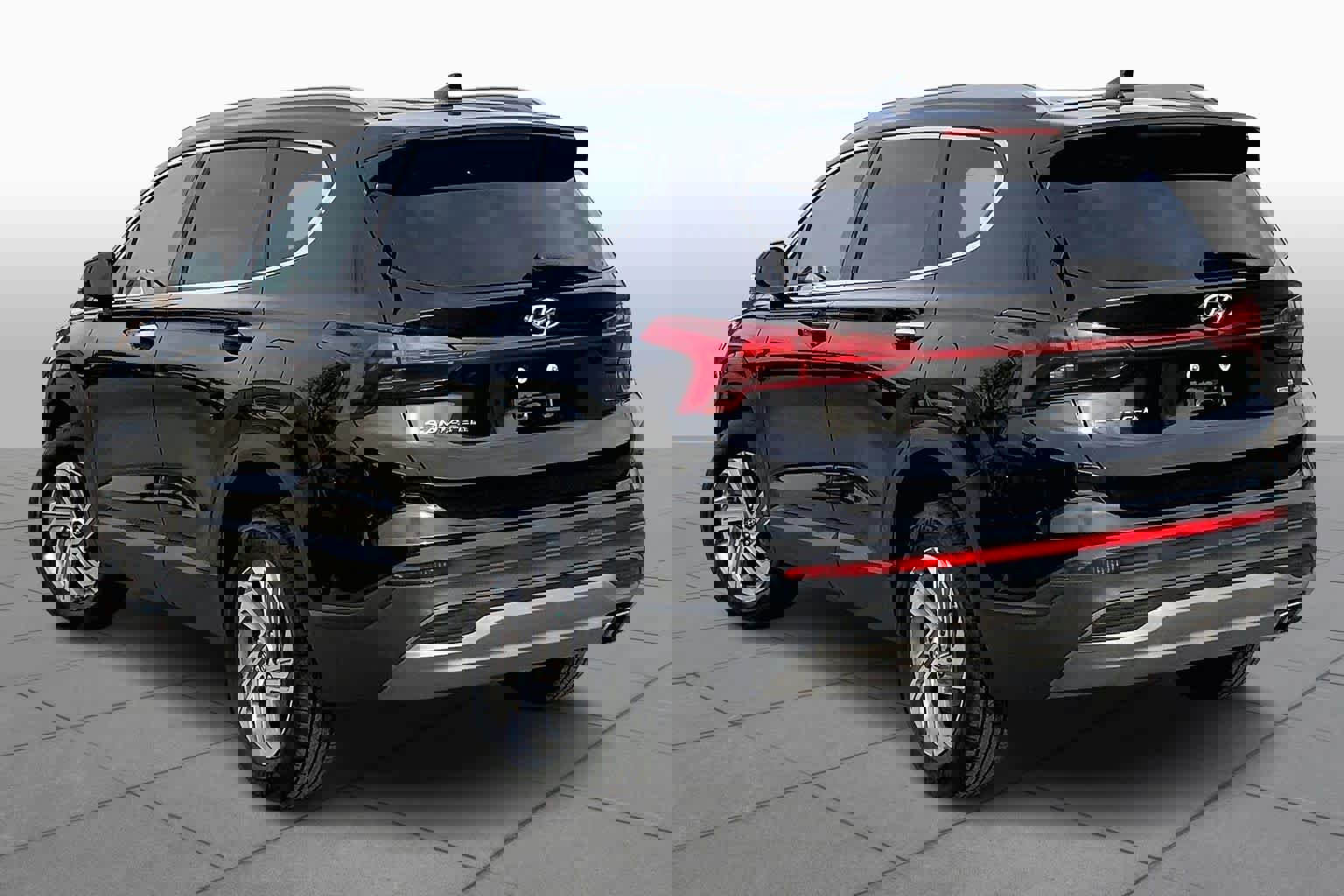 Used 2023 Hyundai Santa Fe SEL image 22