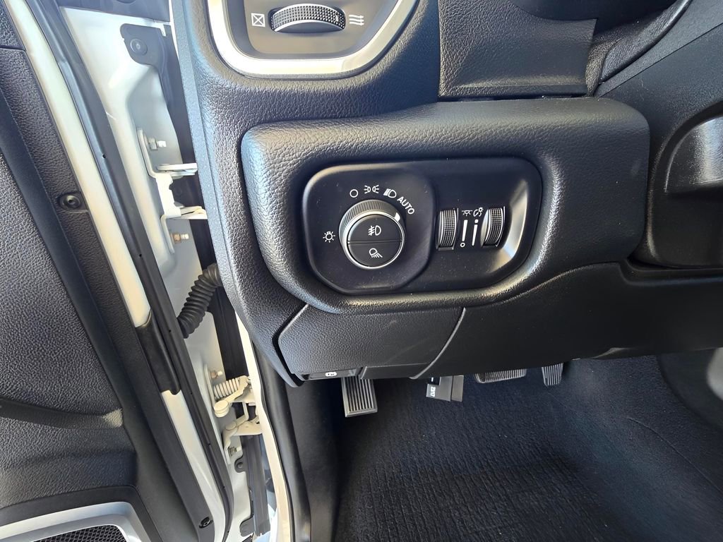 Used 2020 RAM 2500 Laramie w/ Chrome Appearance Group image 67