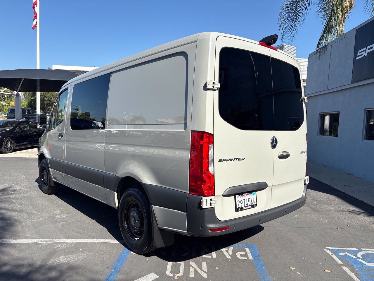 Certified 2025 Mercedes-Benz Sprinter 2500 image 6