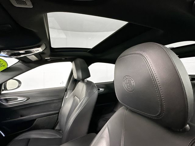 Used 2023 Alfa Romeo Giulia Ti image 20