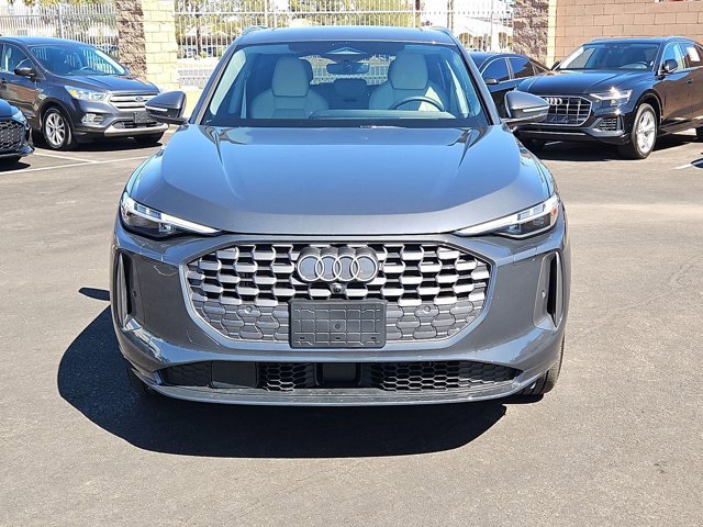 Certified 2025 Audi Q5 Premium Plus w/ Premium Plus image 2