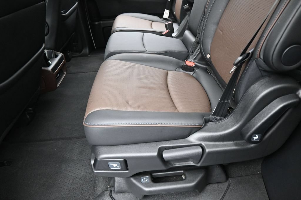 Used 2025 Honda Odyssey Elite image 36