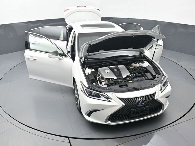 Used 2021 Lexus ES 300h w/ Accessory Package image 59