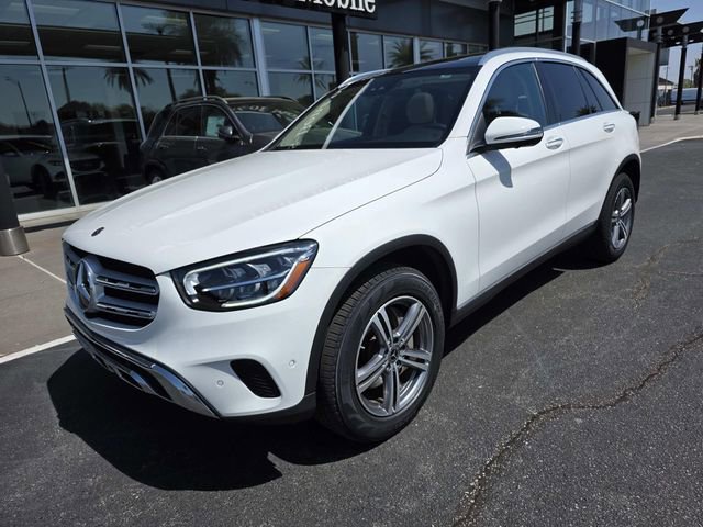 Certified 2022 Mercedes-Benz GLC 300 w/ Premium Package Lite image 2