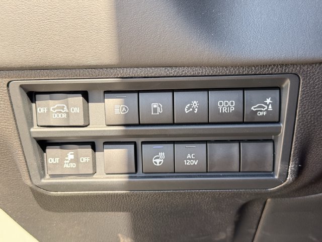 New 2026 Toyota Sequoia Platinum AWD/4WD image 25