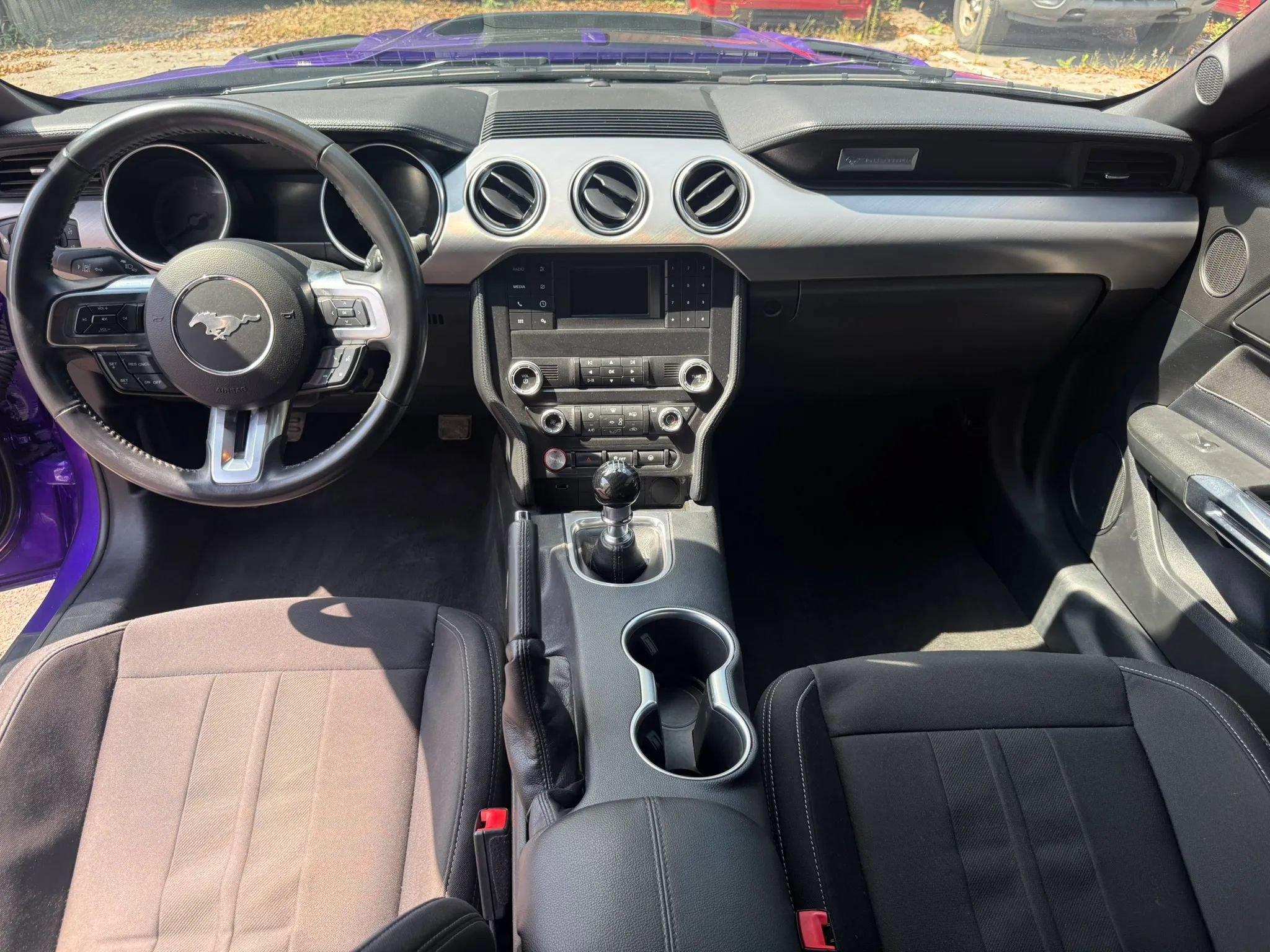 Used 2022 Ford Mustang GT w/ Black Accent Package RWD image 14