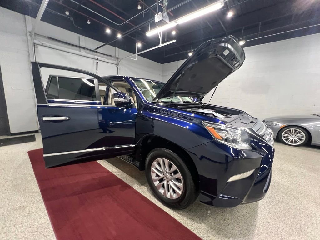 Used 2018 Lexus GX 460 Premium w/ Premium Package image 62