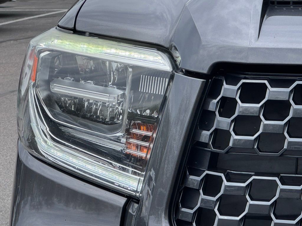 Used 2019 Toyota Tundra Platinum AWD/4WD image 4