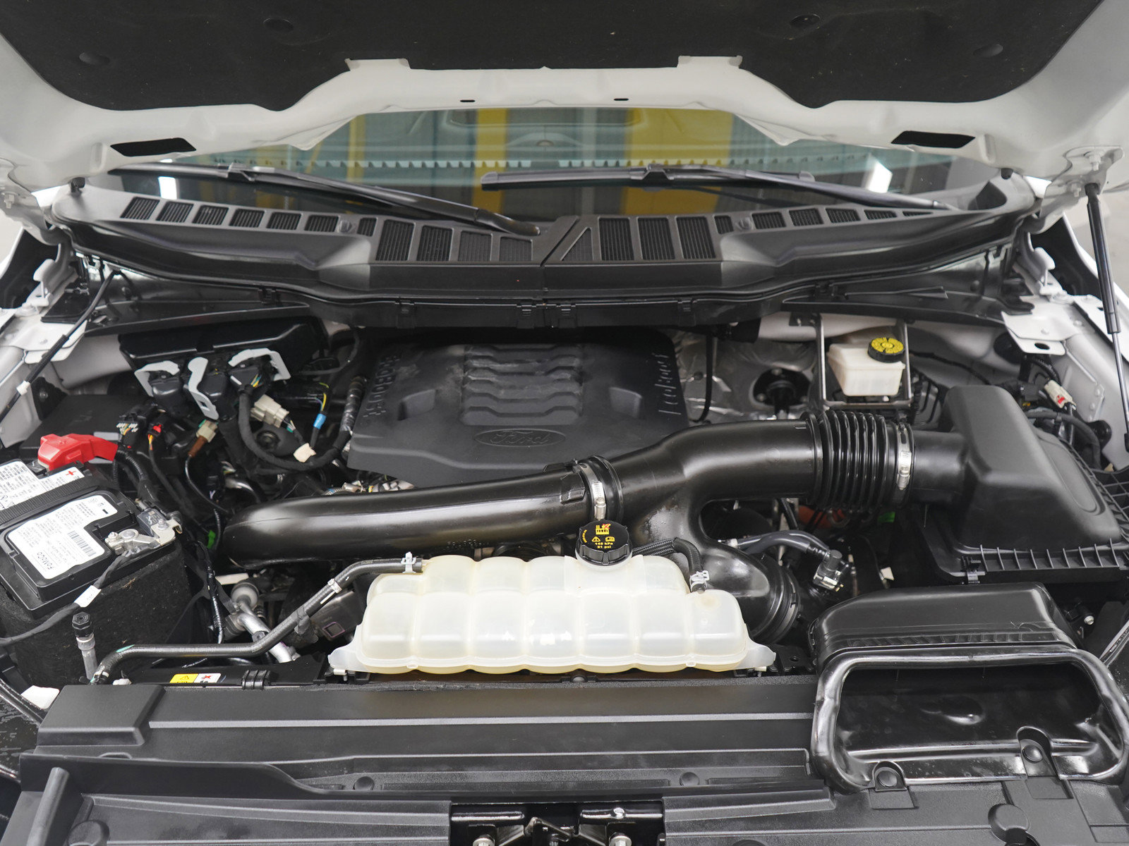 Used 2021 Ford F150 Lariat image 32