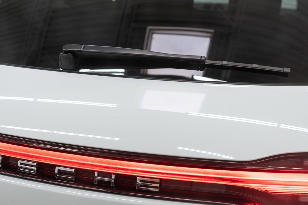 Used 2023 Porsche Macan image 40