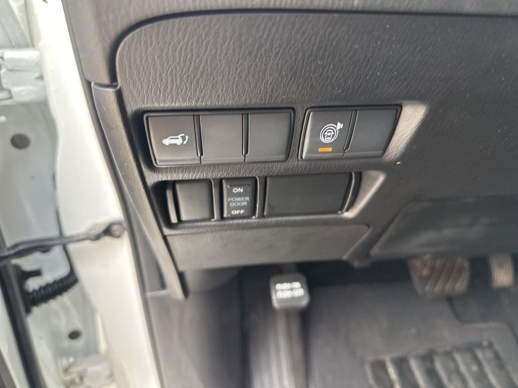 Used 2022 Nissan Armada SL w/ Midnight Edition Package image 10