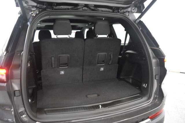 New 2025 Jeep Grand Cherokee L Laredo w/ Luxury Tech Group I image 7