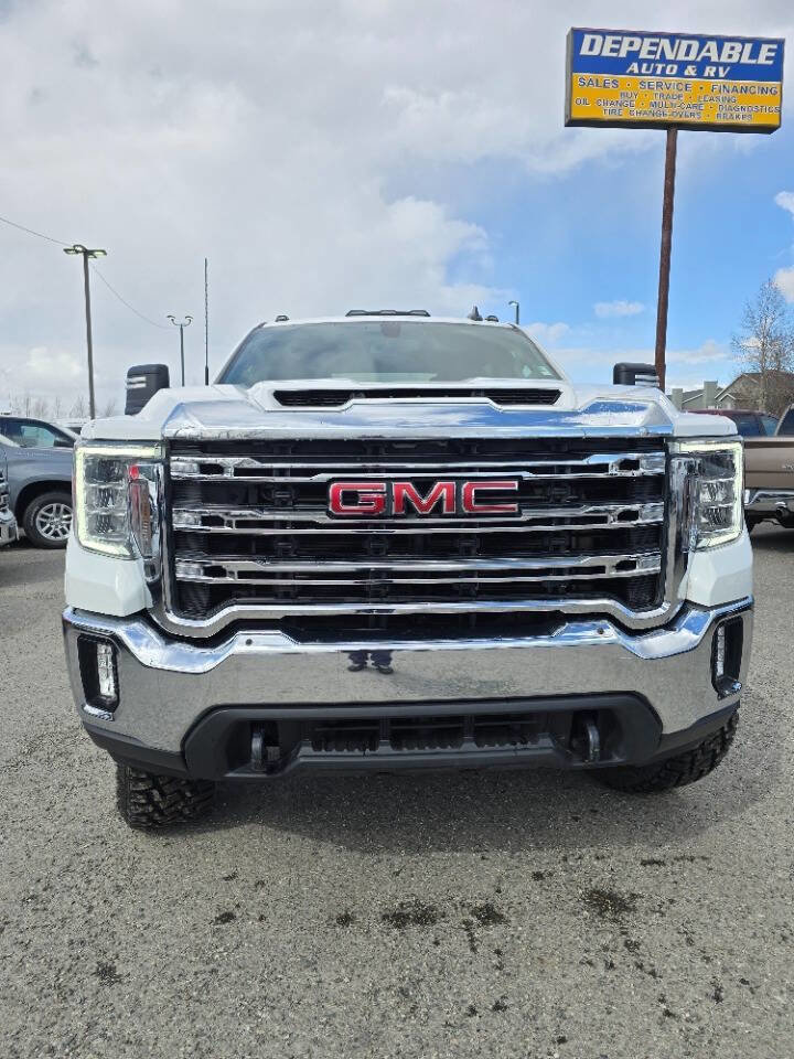 Used 2023 GMC Sierra 3500 SLE w/ X31 Off-Road Package AWD/4WD image 3
