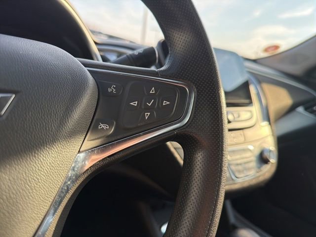Used 2024 Chevrolet Malibu LT FWD image 35