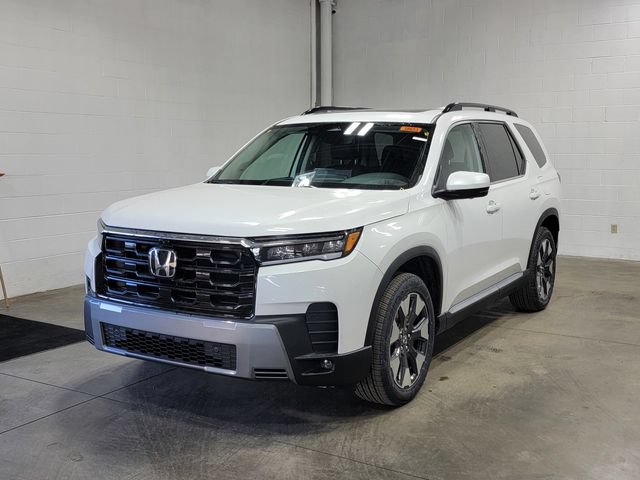 New 2026 Honda Pilot Touring image 2