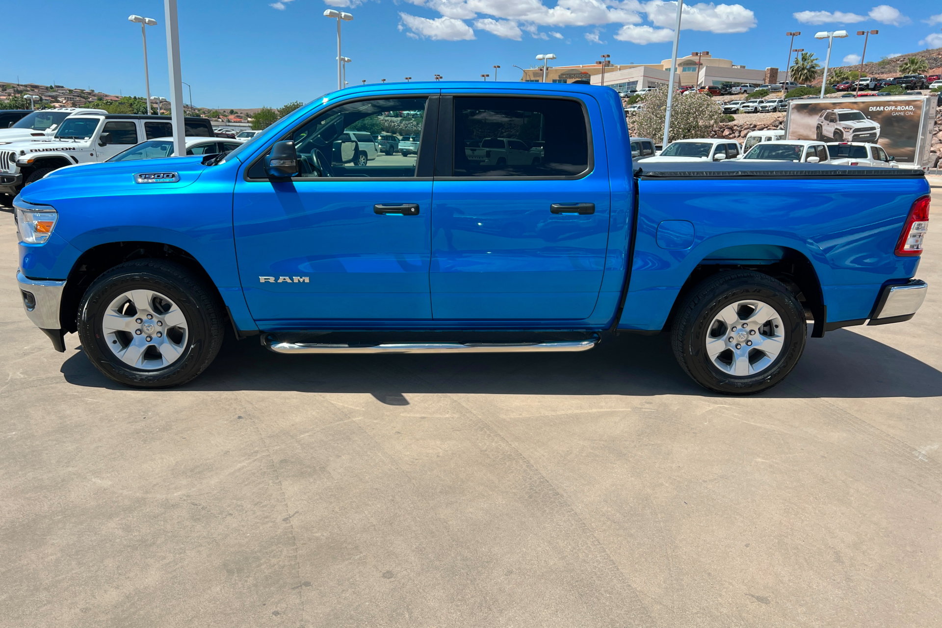 Used 2023 RAM 1500 Big Horn AWD/4WD image 2