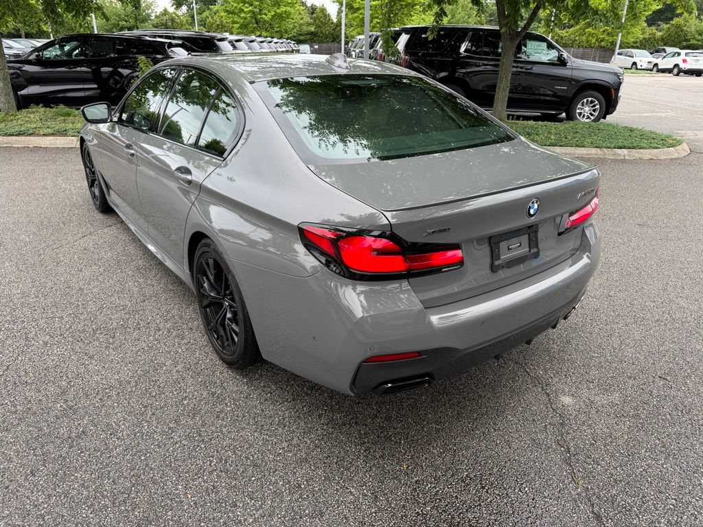 Used 2021 BMW M550i xDrive w/ Executive Package AWD/4WD image 3