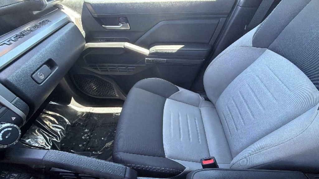 Used 2024 Toyota Tacoma TRD Off-Road AWD/4WD image 12
