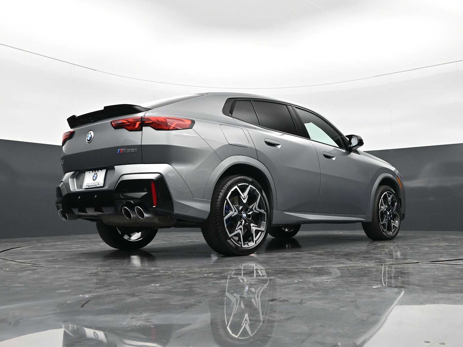 Used 2025 BMW X2 M35i AWD/4WD image 29
