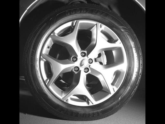 Used 2018 Subaru Forester 2.5i Touring AWD/4WD image 9