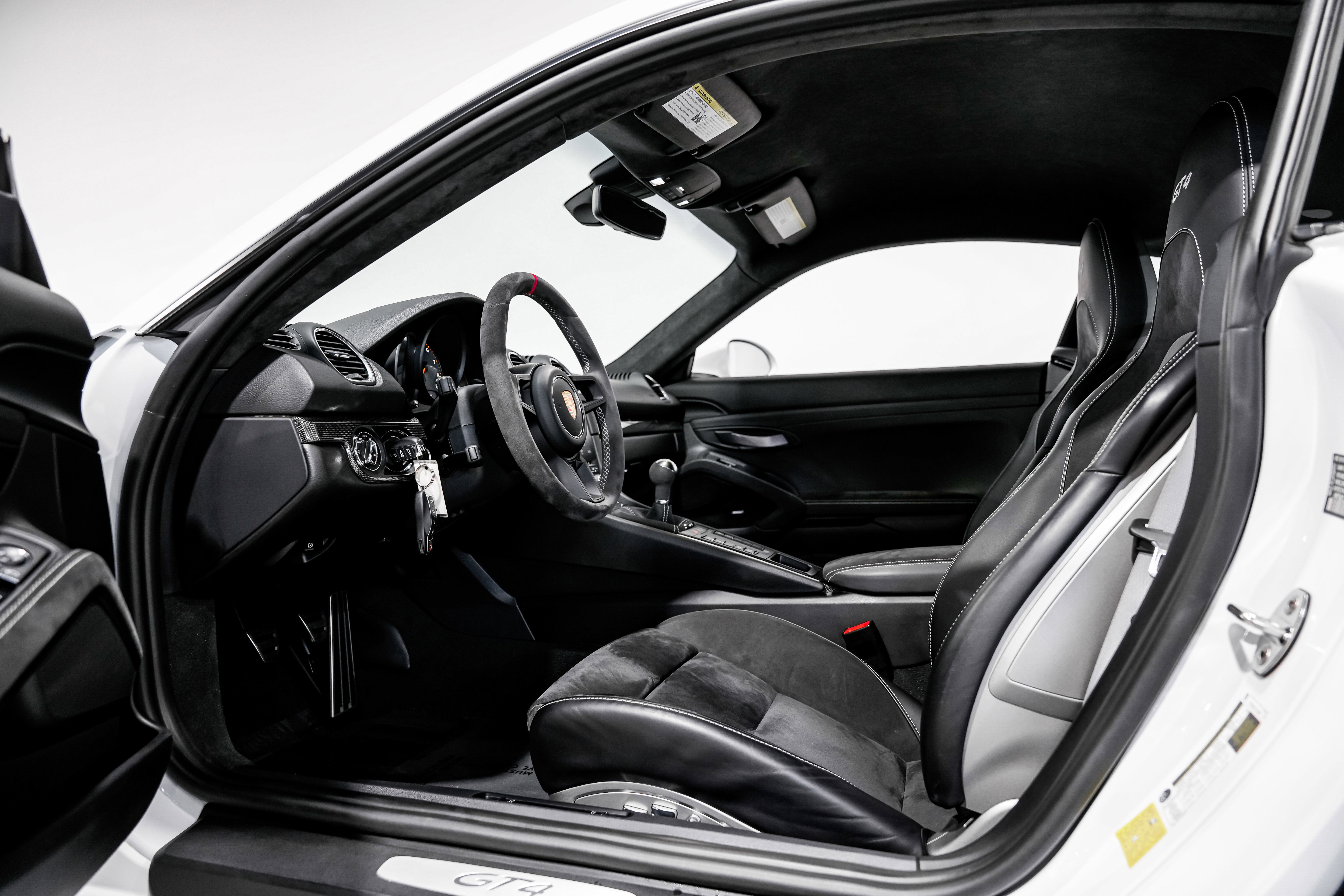 Used 2020 Porsche 718 Cayman GT4 image 19