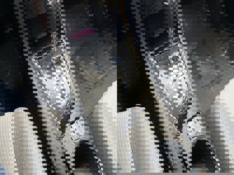 Used 2016 Toyota Corolla L FWD image 39