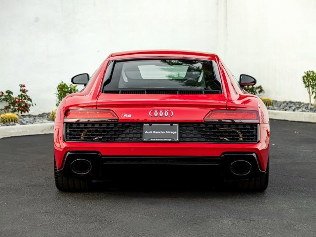 Used 2023 Audi R8 V10 performance image 8