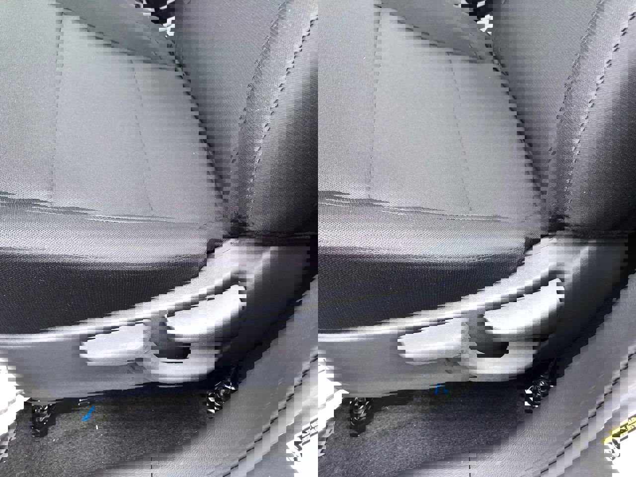 New 2025 Nissan Kicks Play S image 22