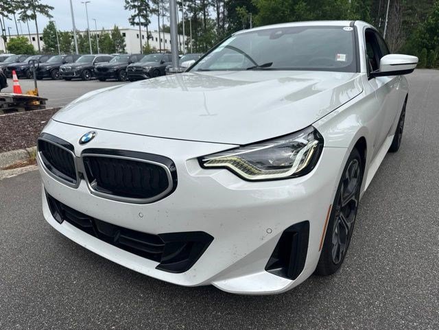Certified 2025 BMW 230i Coupe w/ Premium Package RWD image 8
