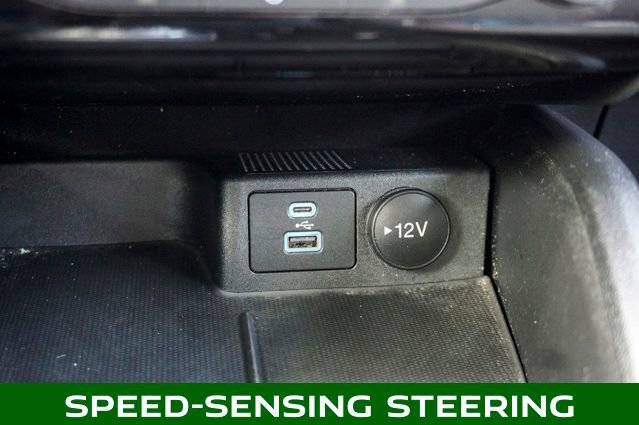 Used 2022 Ford Escape SE w/ Cold Weather Package image 17